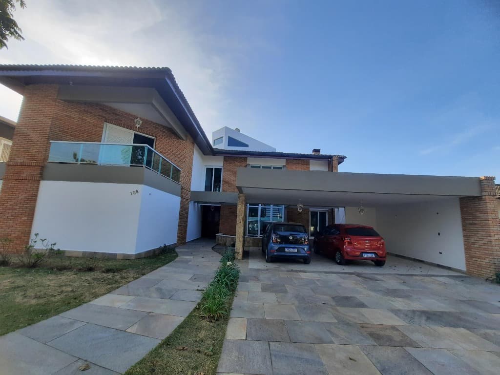 Casa com 4 quartos e 2 suítes em Aldeia da Serra, Barueri