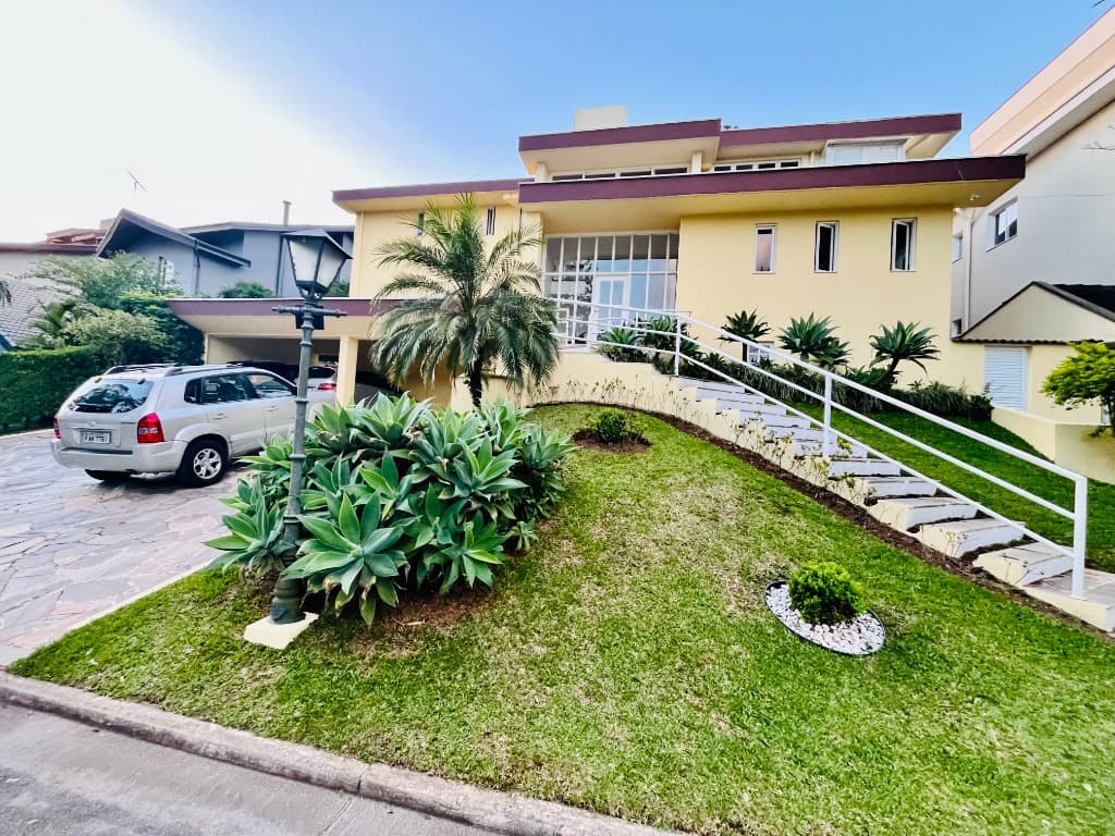 Casa com 4 quartos e 4 suítes em Aldeia da Serra, Barueri — foto 1 de 29