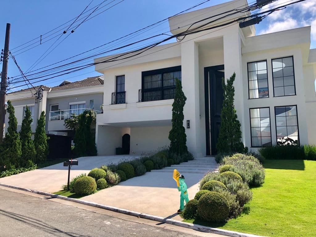Casa de luxo em condomínio na Aldeia da Serra com 5 quartos, 5 suítes e 800m² de área - Santana de Parnaíba-SP — foto 1 de 43