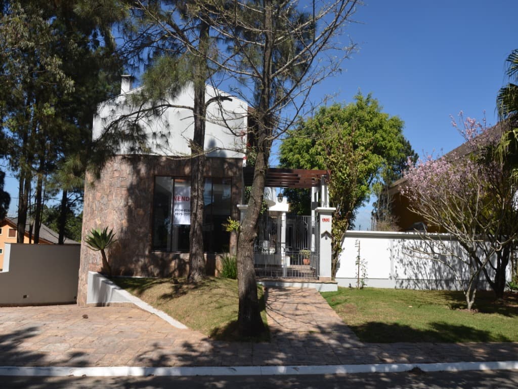 Casa com 4 quartos e 4 suítes em Aldeia da Serra, Barueri — foto 1 de 52