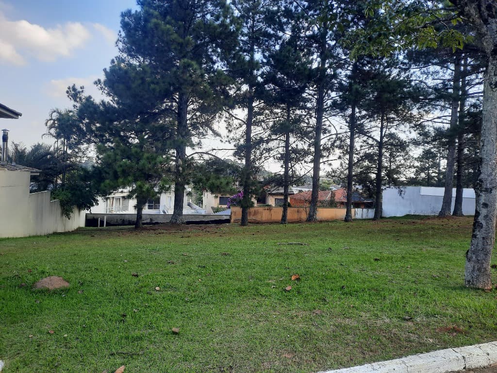 Terreno com 630 m² em Aldeia da Serra, Barueri — foto 1 de 3