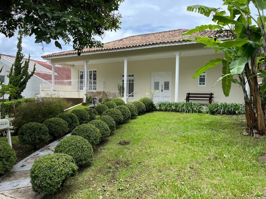 Casa com 4 quartos e 2 suítes em Aldeia da Serra, Barueri — foto 1 de 34