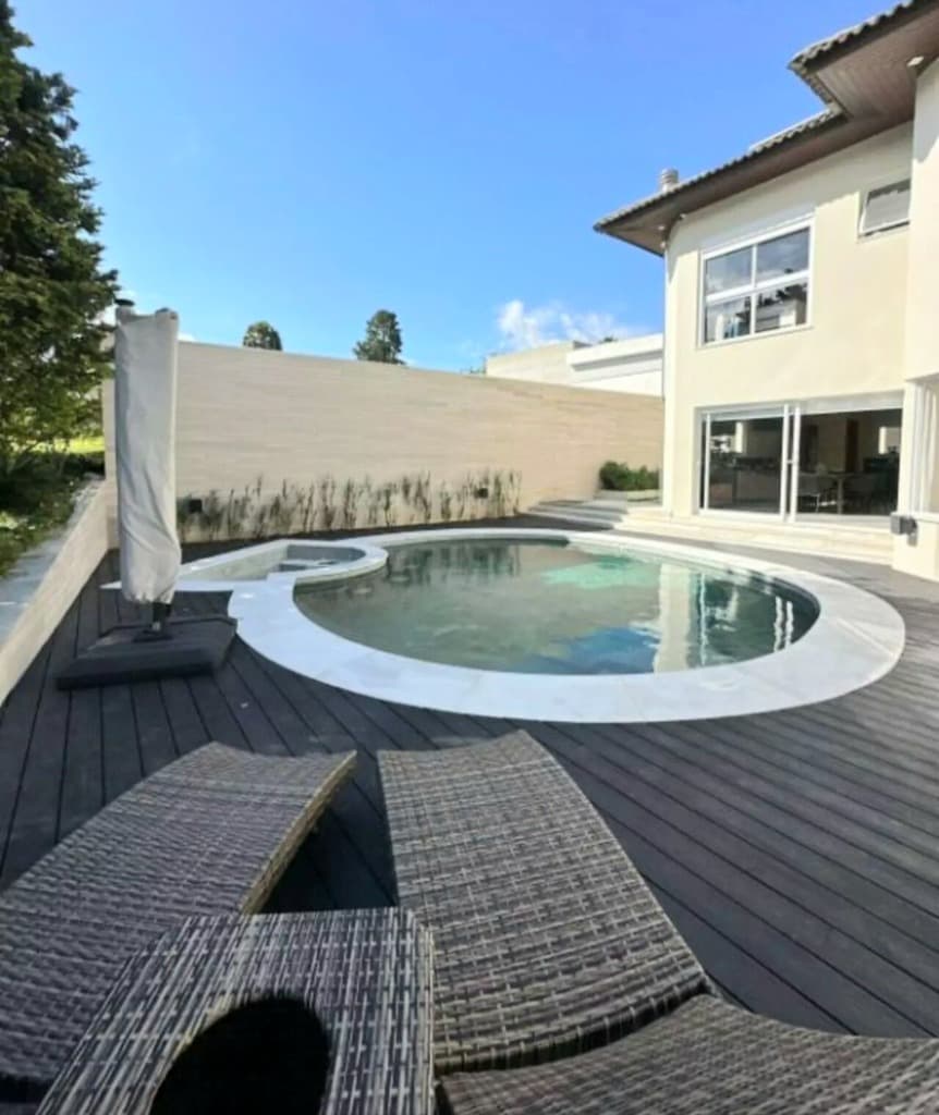 Casa com 5 quartos e 5 suítes em Aldeia da Serra, Barueri — foto 1 de 28