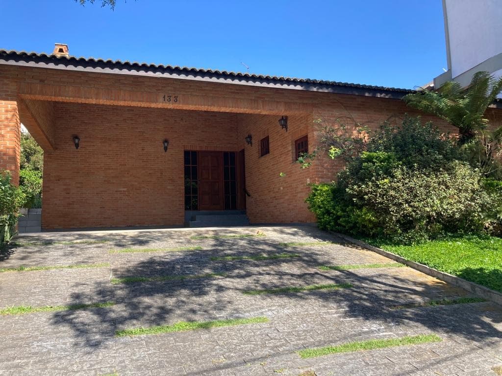 Casa com 3 quartos e 2 suítes em Aldeia da Serra, Santana de Parnaíba — foto 1 de 35