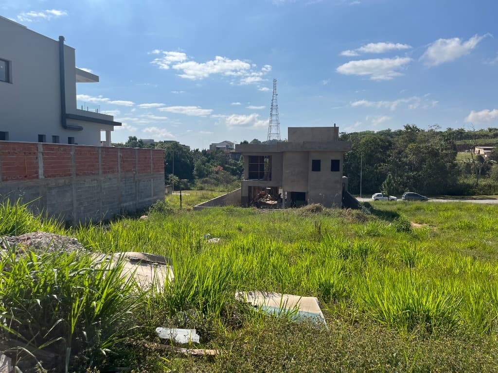 Terreno com 428.36 m² em Aldeia da Serra, Santana de Parnaíba — foto 1 de 2