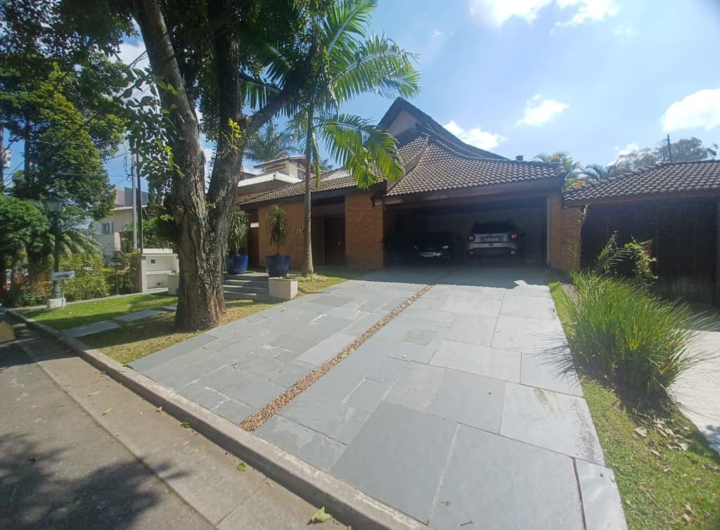 Casa com 3 quartos e 3 suítes em Aldeia da Serra, Barueri — foto 1 de 22