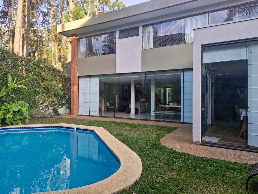 Casa com 4 quartos e 4 suítes em Aldeia da Serra, Barueri — foto 1 de 23