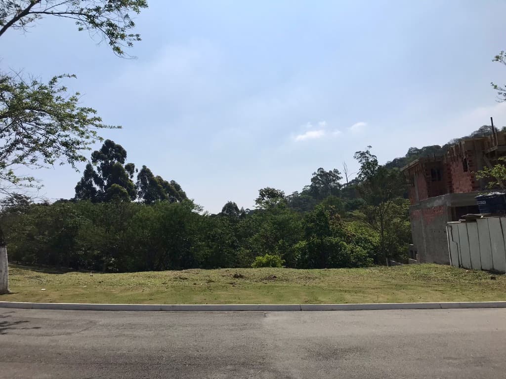 Terreno com 501.46 m² em Aldeia da Serra, Santana de Parnaíba — foto 1 de 3