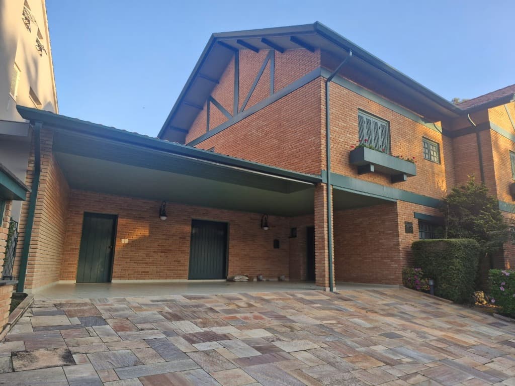 Casa com 5 quartos e 4 suítes em Aldeia da Serra, Barueri — foto 1 de 35