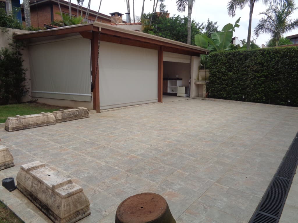 Casa em ALDEIA DA SERRA, foto 1 de 31