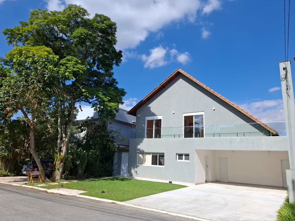 Casa em condomínio à venda em Santana de Parnaíba-SP, 4 quartos, 1 suíte, 3 salas, 4 vagas - 252m² - Morada dos Pinheiros. — foto 1 de 48