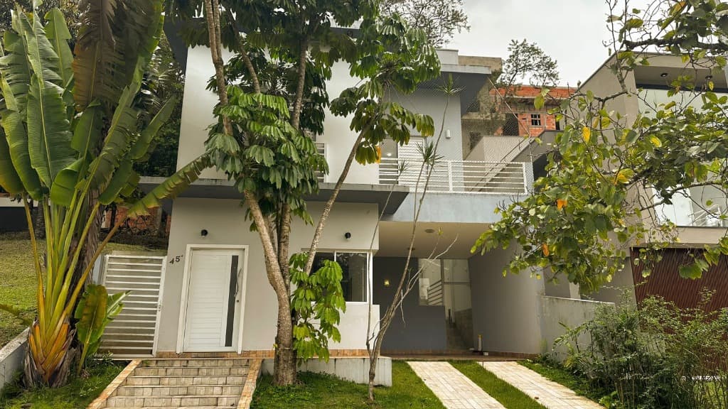 Venda de Casa em Condomínio na Aldeia da Serra: 3 quartos, 1 suíte, 2 salas, 3 banheiros, 4 vagas - 180m² - Santana de Parnaíba-SP. — foto 1 de 24