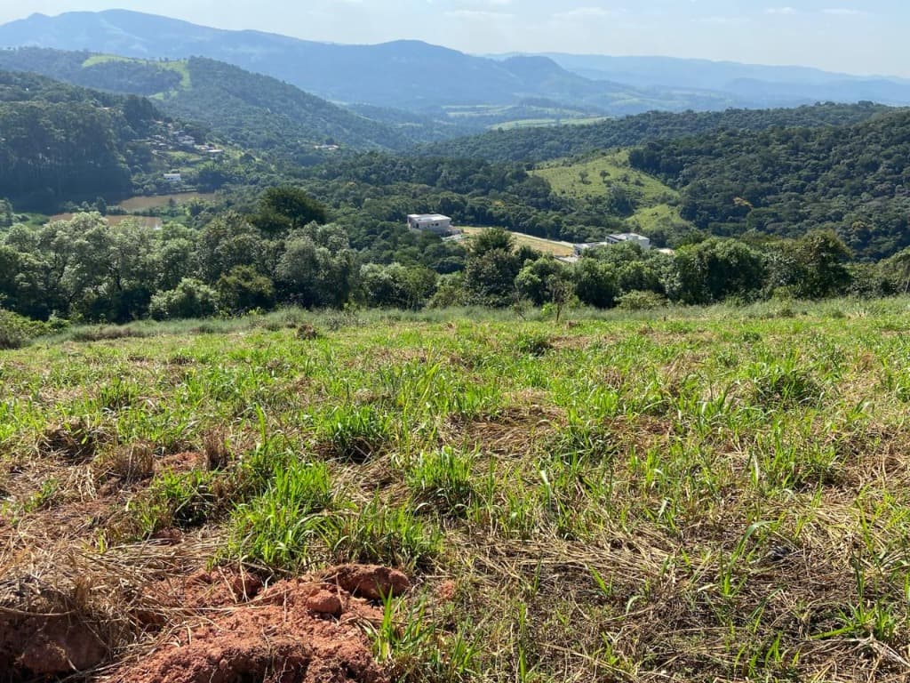 Terreno com 756.17 m² em Aldeia da Serra, Santana de Parnaíba — foto 1 de 6