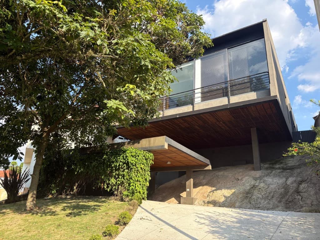 Casa com 3 quartos e 3 suítes em Aldeia da Serra, Barueri — foto 1 de 43