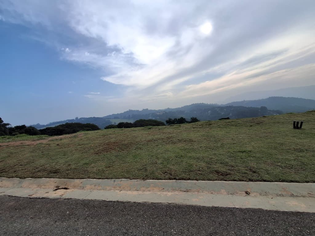 Terreno com 776.25 m² em Aldeia da Serra, Santana de Parnaíba — foto 1 de 4